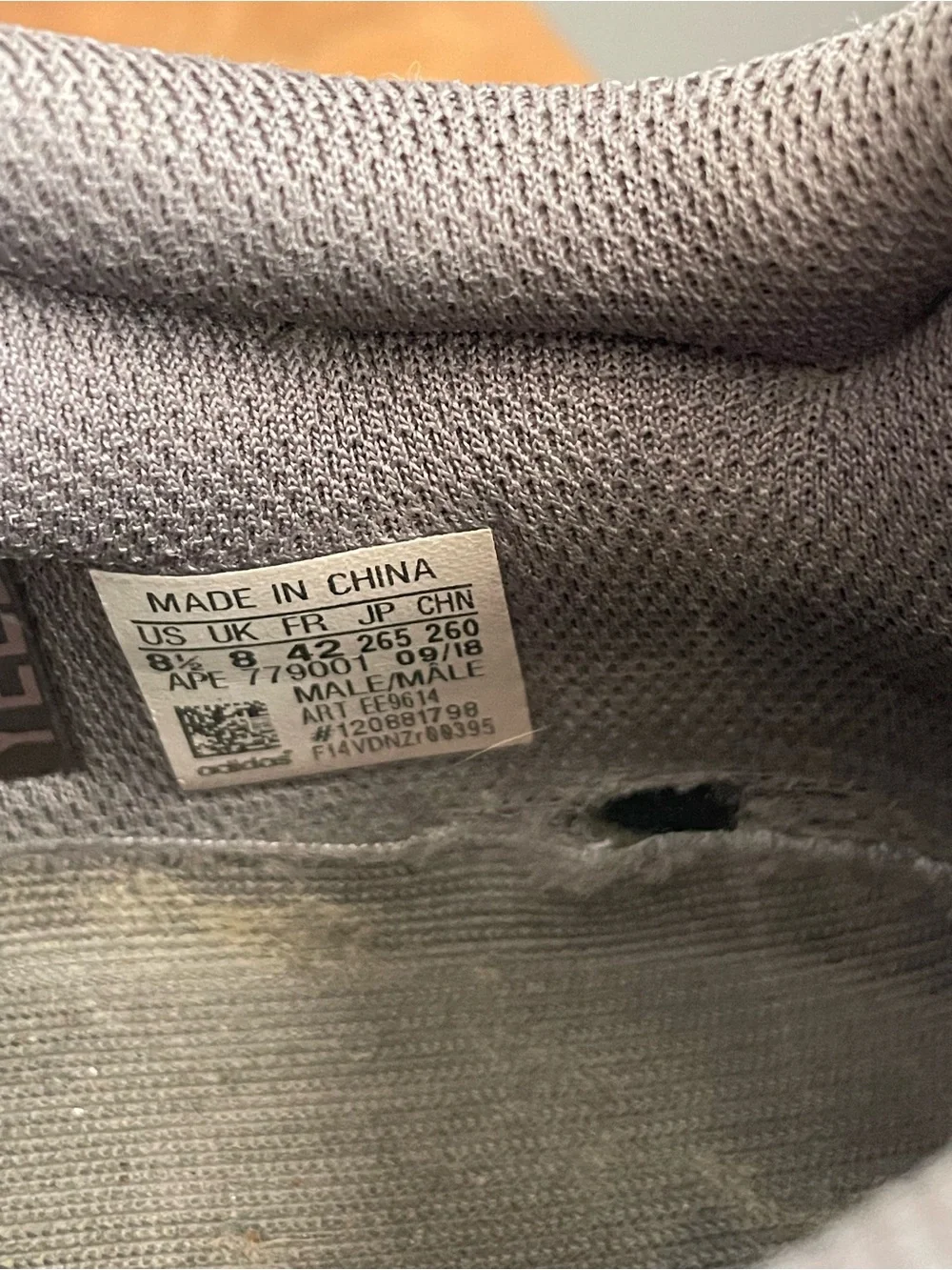 Adidas Yeezy Boost 700 Mauve Sneakers Men’s Size 8.5 Brown Gray Chunky Running S